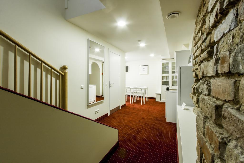 Real House Aparthotel Vilnius Phòng bức ảnh
