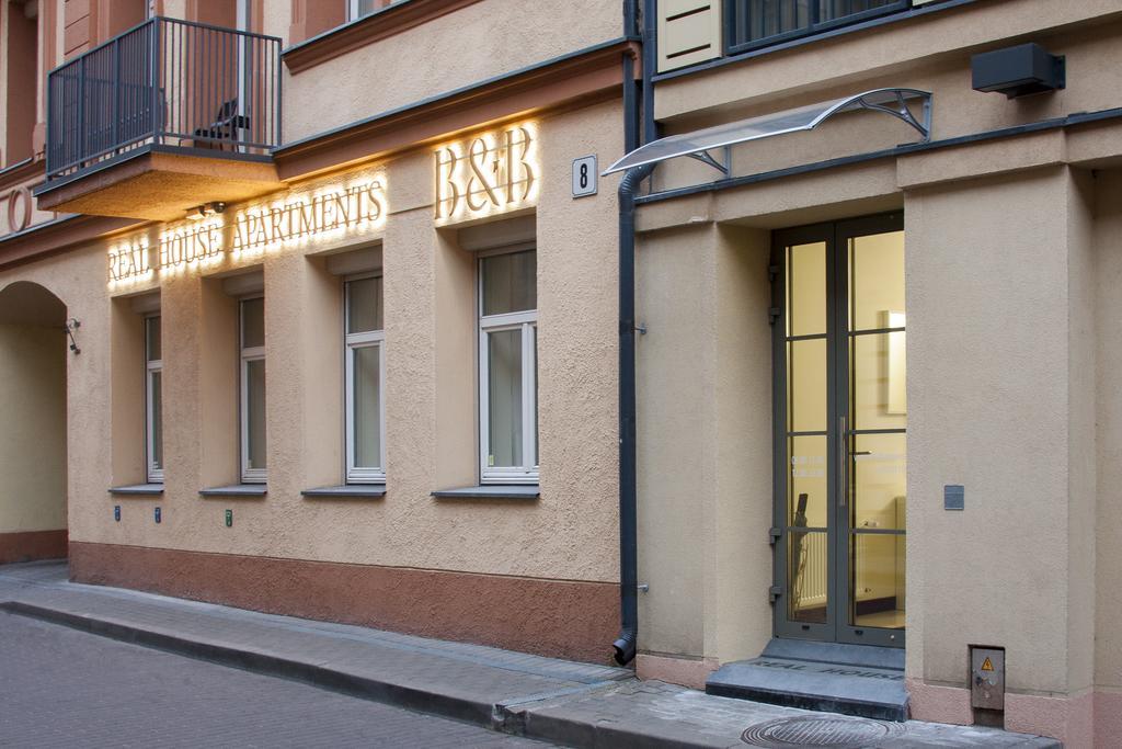 Real House Aparthotel Vilnius Ngoại thất bức ảnh
