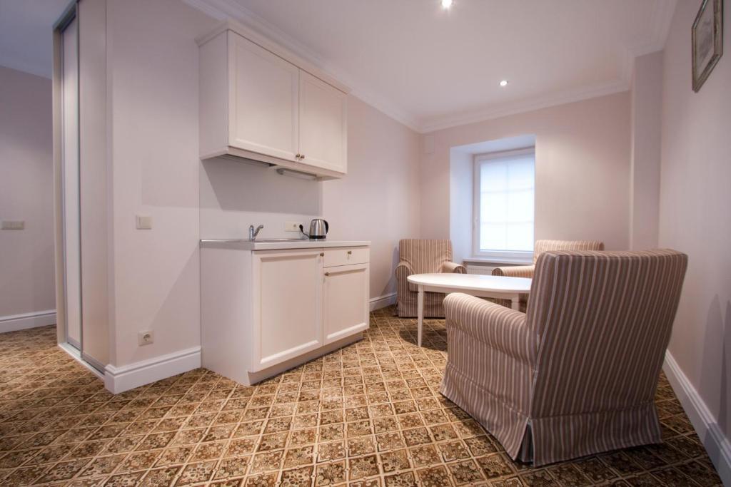 Real House Aparthotel Vilnius Phòng bức ảnh
